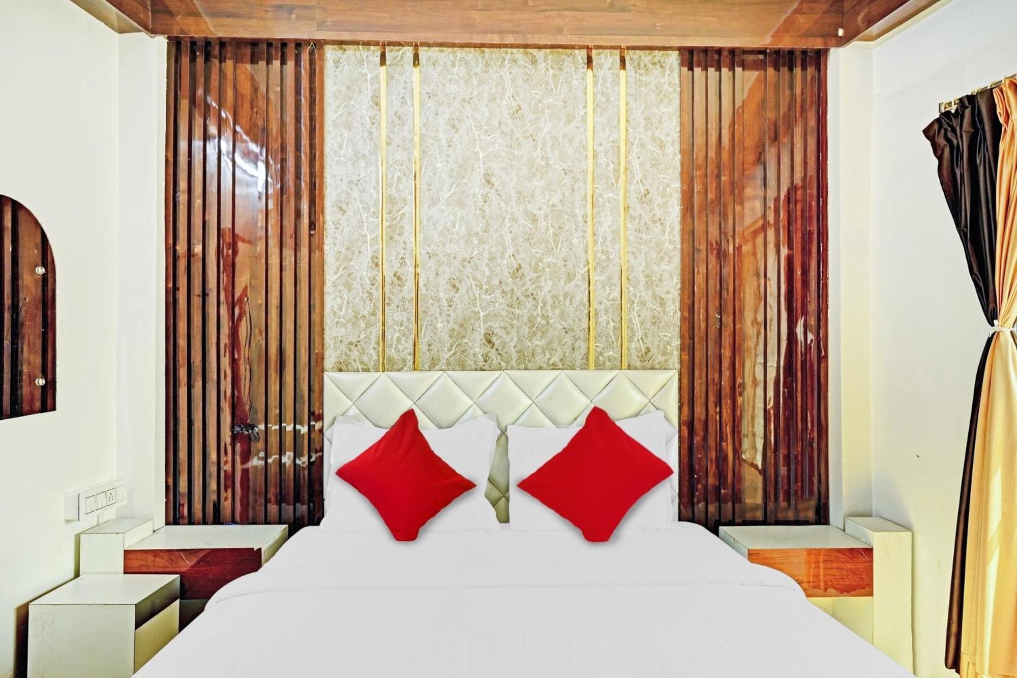 Hotel O Om Shanti Inn 加尔各答 外观 照片